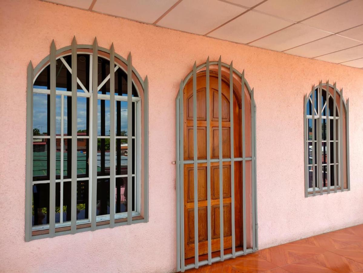 Casa Robles - Room Close To Airport #2 Managua Dış mekan fotoğraf